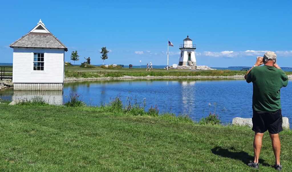 Port Clinton, lighthouse, Derby Pond